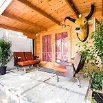 Jorplace Boutique Hostel